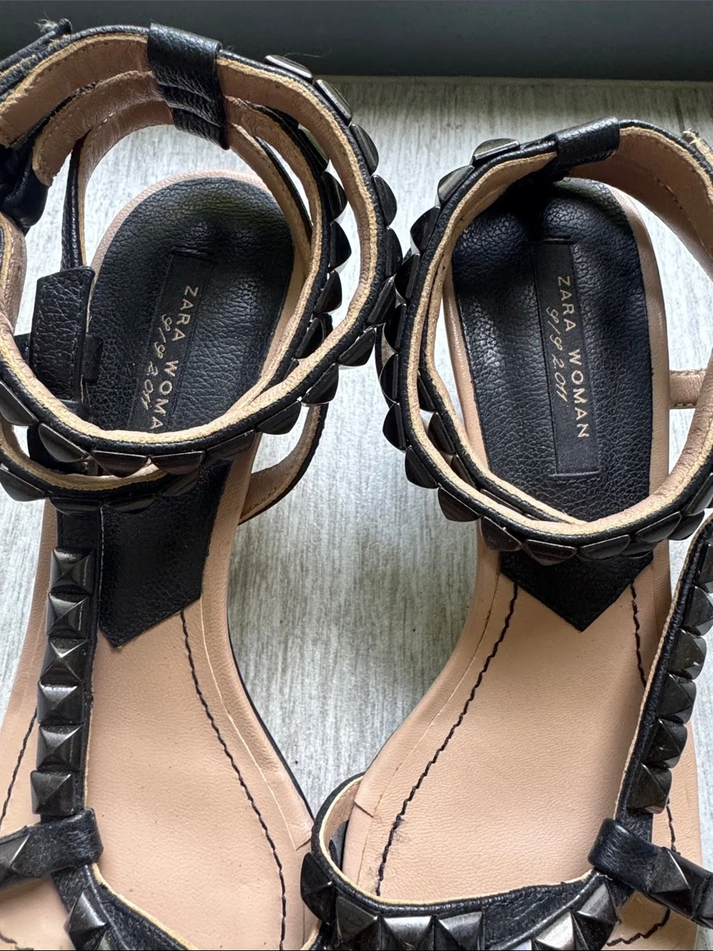 Zara Black Studded T-Strap Ankle Sandals size 37 Heels